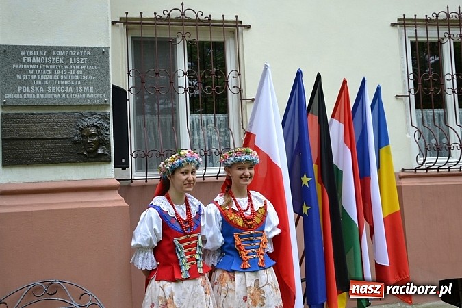 Zdjęcie w galerii na portalu naszraciborz.pl: Muzyka nie zna granic. Spotkanie partnerskie w Krzyżanowicach wiadomości z regionu
