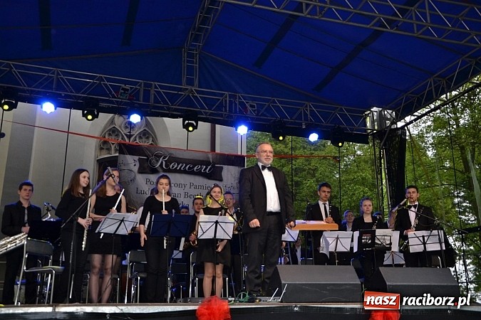 Zdjęcie w galerii na portalu naszraciborz.pl: Muzyka nie zna granic. Spotkanie partnerskie w Krzyżanowicach wiadomości z regionu