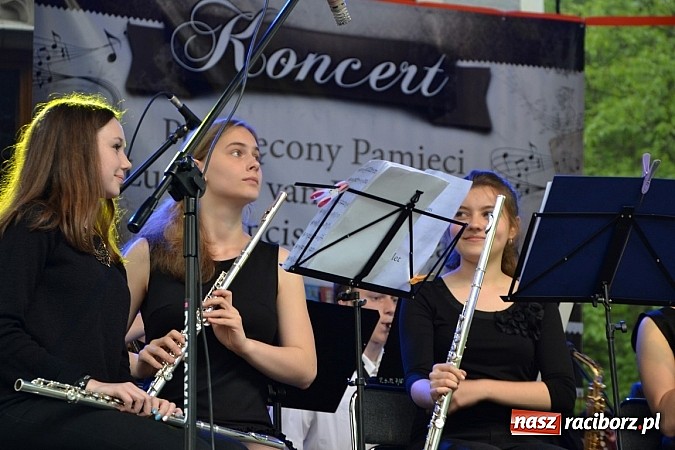 Zdjęcie w galerii na portalu naszraciborz.pl: Muzyka nie zna granic. Spotkanie partnerskie w Krzyżanowicach wiadomości z regionu