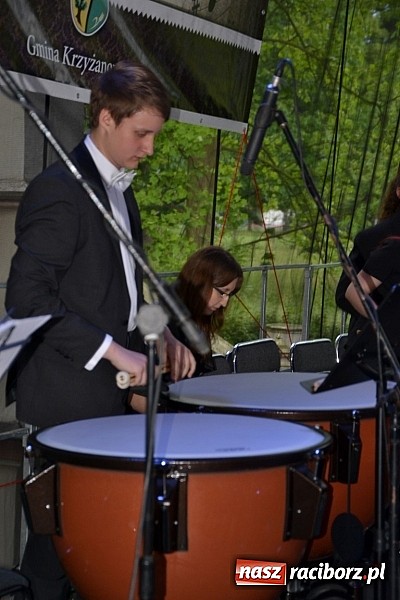 Zdjęcie w galerii na portalu naszraciborz.pl: Muzyka nie zna granic. Spotkanie partnerskie w Krzyżanowicach wiadomości z regionu