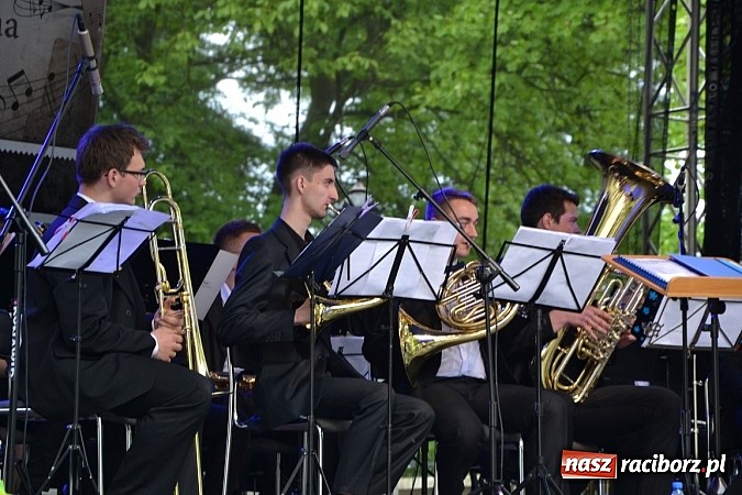 Zdjęcie w galerii na portalu naszraciborz.pl: Muzyka nie zna granic. Spotkanie partnerskie w Krzyżanowicach wiadomości z regionu