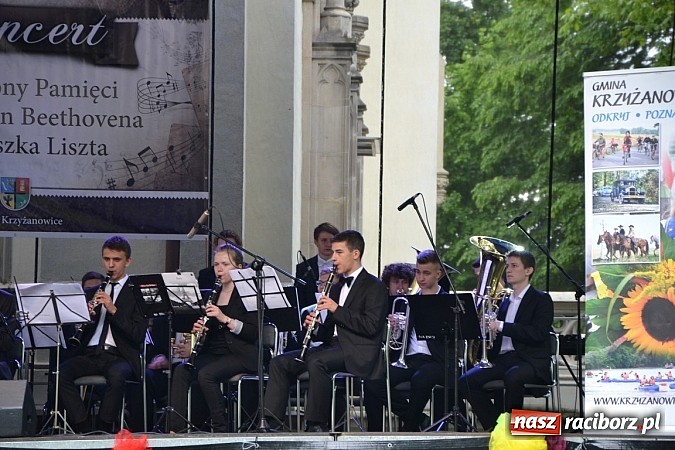 Zdjęcie w galerii na portalu naszraciborz.pl: Muzyka nie zna granic. Spotkanie partnerskie w Krzyżanowicach wiadomości z regionu