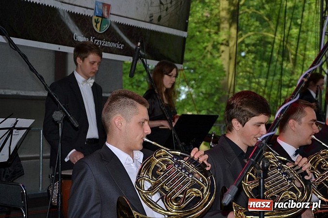 Zdjęcie w galerii na portalu naszraciborz.pl: Muzyka nie zna granic. Spotkanie partnerskie w Krzyżanowicach wiadomości z regionu