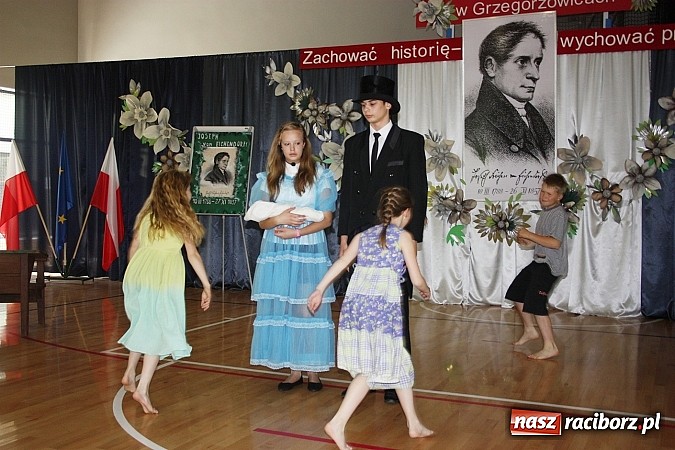 Zdjęcie w galerii na portalu naszraciborz.pl: 75. urodziny grzegorzowickiej szkoły wiadomości z regionu