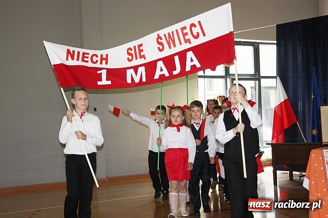 Zdjęcie w galerii na portalu naszraciborz.pl: 75. urodziny grzegorzowickiej szkoły wiadomości z regionu