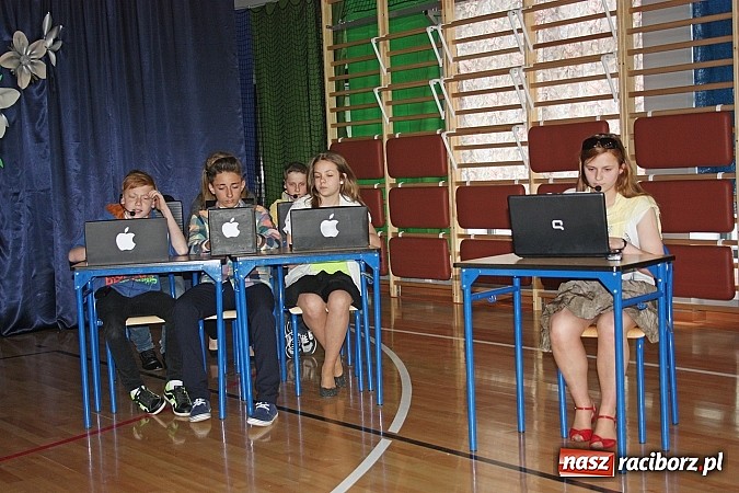 Zdjęcie w galerii na portalu naszraciborz.pl: 75. urodziny grzegorzowickiej szkoły wiadomości z regionu