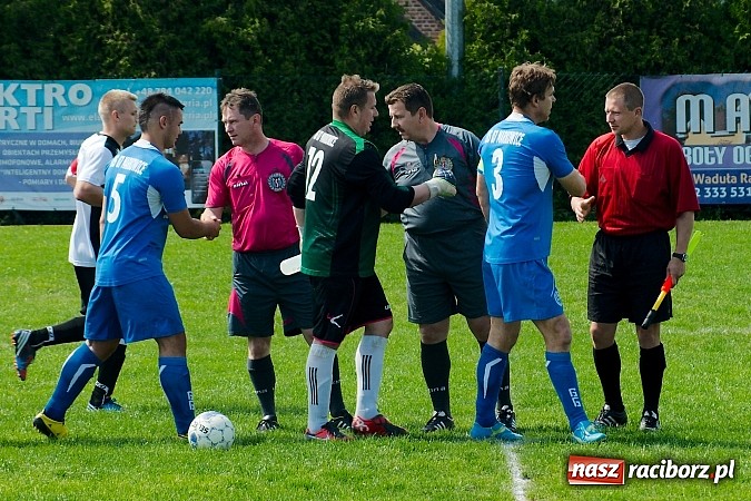 Zdjęcie w galerii na portalu naszraciborz.pl: B klasa: Płomień Siedliska rozbity w Markowicach wiadomości z regionu