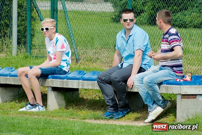 Zdjęcie w galerii na portalu naszraciborz.pl: B klasa: Płomień Siedliska rozbity w Markowicach wiadomości z regionu