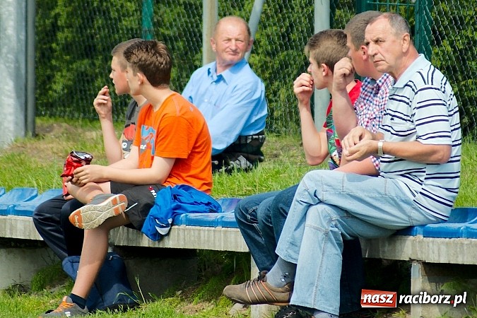 Zdjęcie w galerii na portalu naszraciborz.pl: B klasa: Płomień Siedliska rozbity w Markowicach wiadomości z regionu