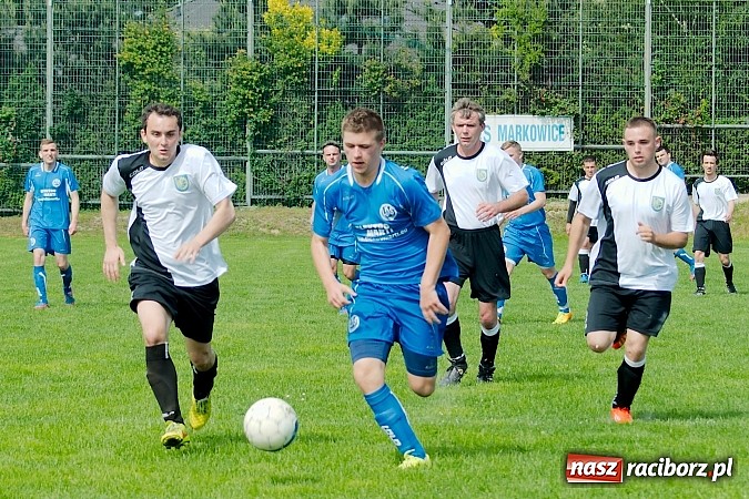 Zdjęcie w galerii na portalu naszraciborz.pl: B klasa: Płomień Siedliska rozbity w Markowicach wiadomości z regionu