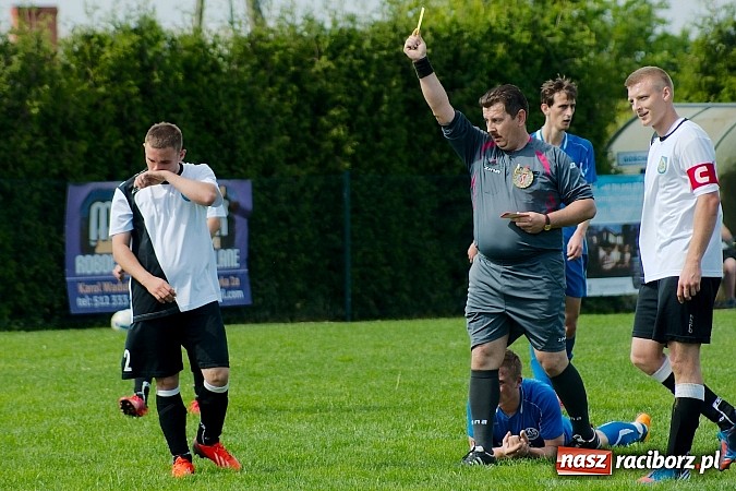 Zdjęcie w galerii na portalu naszraciborz.pl: B klasa: Płomień Siedliska rozbity w Markowicach wiadomości z regionu