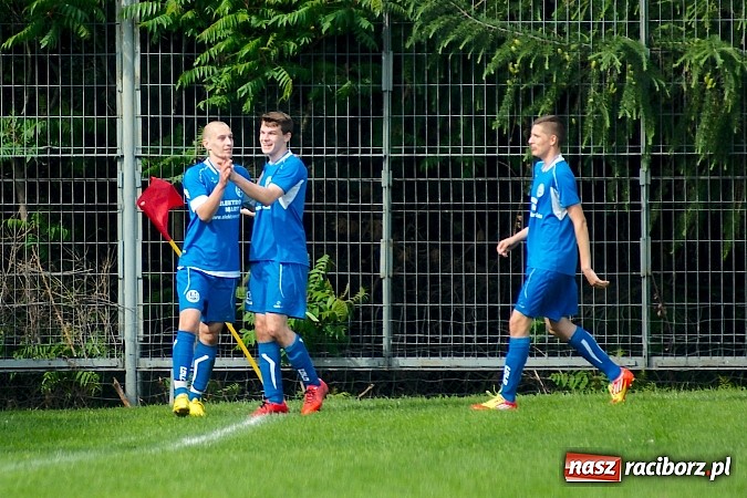 Zdjęcie w galerii na portalu naszraciborz.pl: B klasa: Płomień Siedliska rozbity w Markowicach wiadomości z regionu