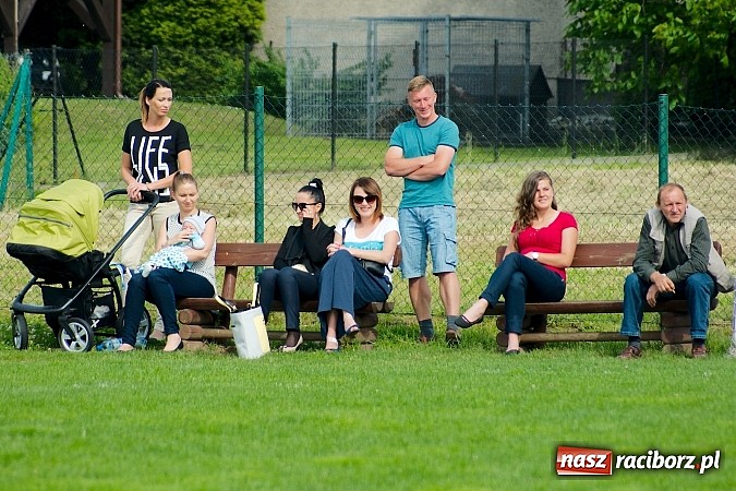 Zdjęcie w galerii na portalu naszraciborz.pl: B klasa: Płomień Siedliska rozbity w Markowicach wiadomości z regionu