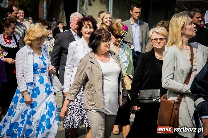 Zdjęcie w galerii na portalu naszraciborz.pl: Marsz dla Życia i Rodziny na ulicach Raciborza wiadomości z regionu