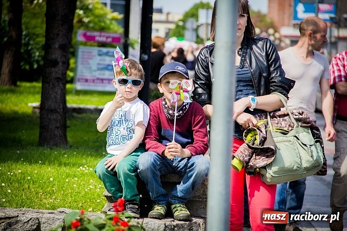 Zdjęcie w galerii na portalu naszraciborz.pl: Marsz dla Życia i Rodziny na ulicach Raciborza wiadomości z regionu