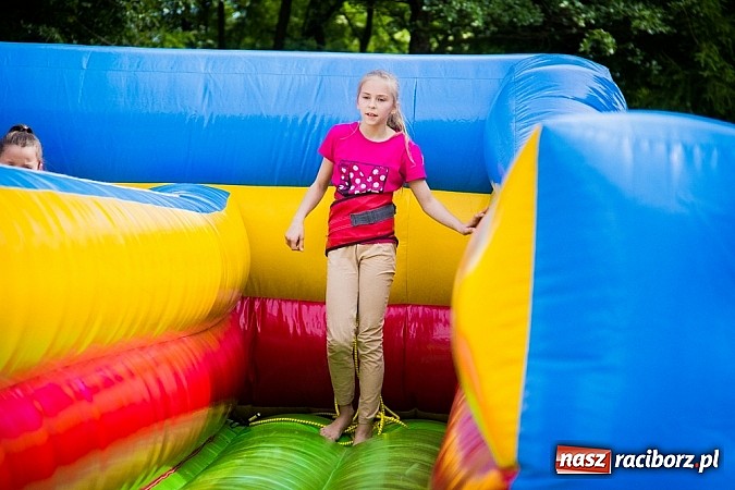 Zdjęcie w galerii na portalu naszraciborz.pl: Festyn szkolny w Krzanowicach wiadomości z regionu