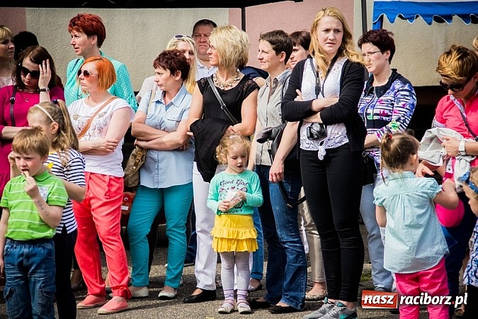 Zdjęcie w galerii na portalu naszraciborz.pl: Festyn szkolny w Krzanowicach wiadomości z regionu