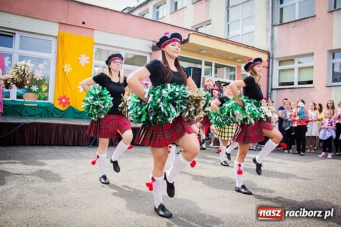 Zdjęcie w galerii na portalu naszraciborz.pl: Festyn szkolny w Krzanowicach wiadomości z regionu
