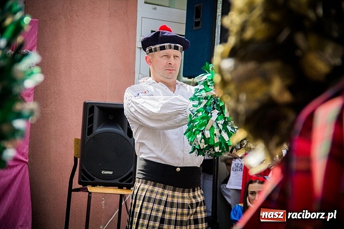 Zdjęcie w galerii na portalu naszraciborz.pl: Festyn szkolny w Krzanowicach wiadomości z regionu