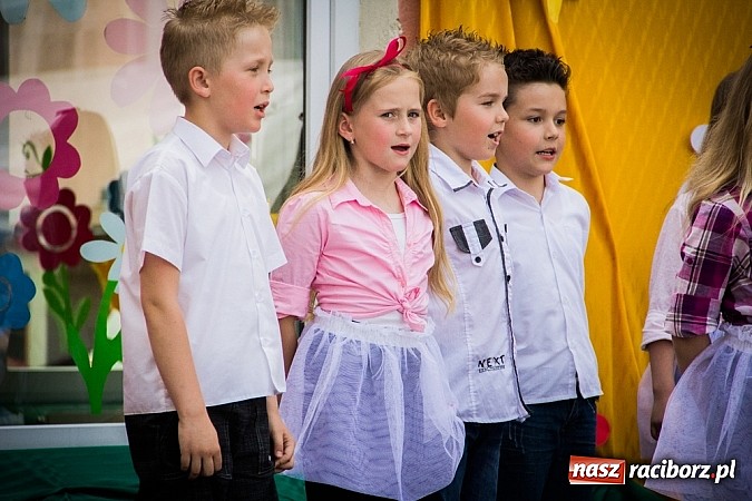 Zdjęcie w galerii na portalu naszraciborz.pl: Festyn szkolny w Krzanowicach wiadomości z regionu