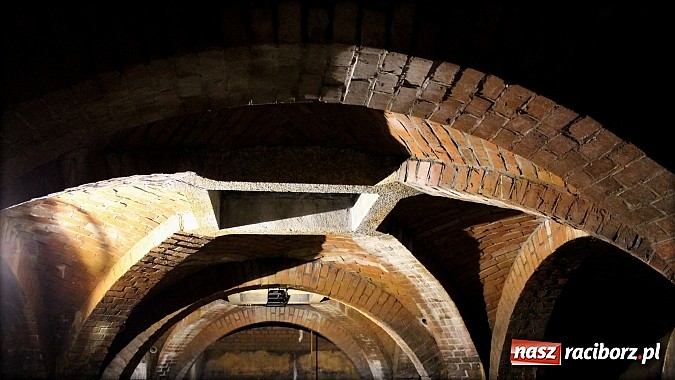 Zdjęcie w galerii na portalu naszraciborz.pl: Tajemnice raciborskich wodociągów w TVP wiadomości z regionu