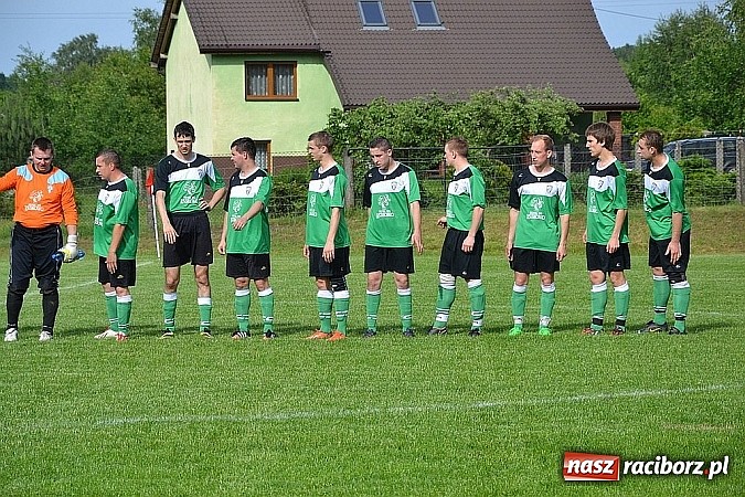 Zdjęcie w galerii na portalu naszraciborz.pl: Grad bramek, wielkie emocje, korona i awans dla Jankowic!  wiadomości z regionu