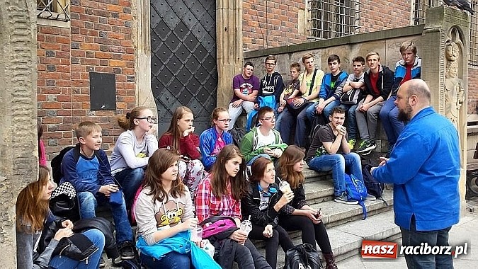 Zdjęcie w galerii na portalu naszraciborz.pl: Uczniowie Gimnazjum nr 5 pojechali do Wrocławia wiadomości z regionu