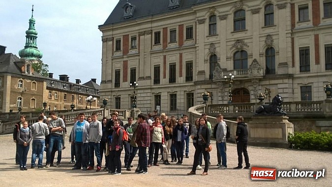 Zdjęcie w galerii na portalu naszraciborz.pl: Wycieczka edukacyjna uczniów G 5 do Oświęcimia wiadomości z regionu