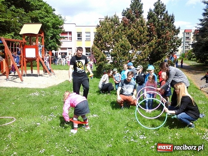 Zdjęcie w galerii na portalu naszraciborz.pl: Studenci PWSZ prowadzili zajęcia w Przedszkolu nr 23 wiadomości z regionu