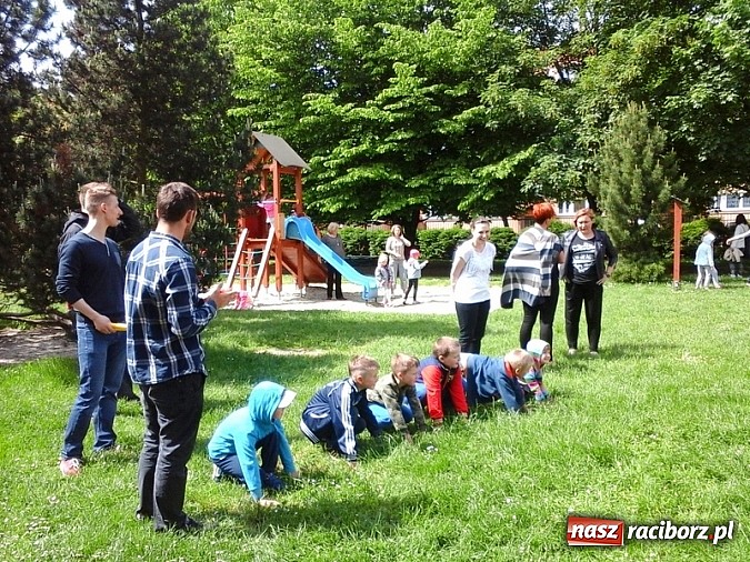 Zdjęcie w galerii na portalu naszraciborz.pl: Studenci PWSZ prowadzili zajęcia w Przedszkolu nr 23 wiadomości z regionu