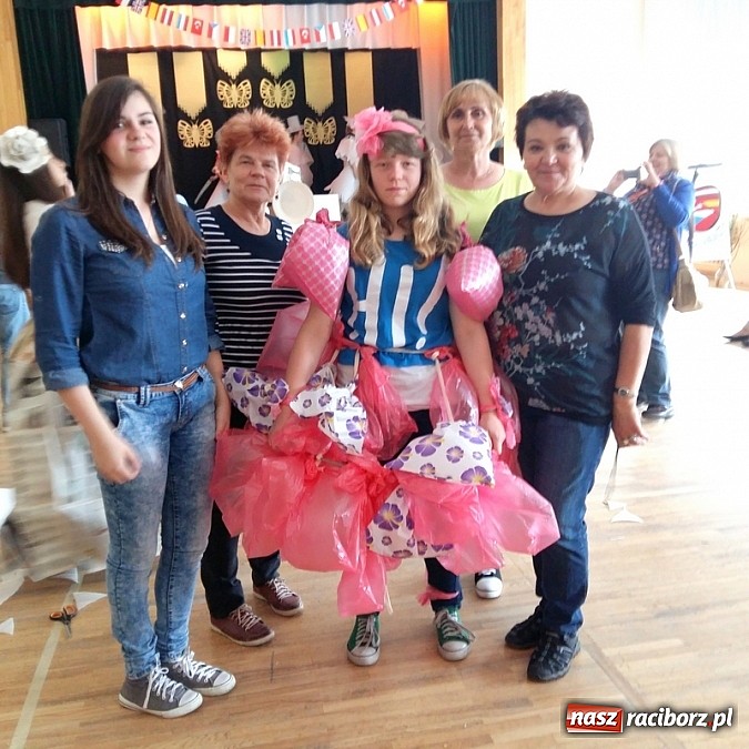 Zdjęcie w galerii na portalu naszraciborz.pl: Gimnazjum im. Jana Pawła II w Kornowacu z wizytą Comeniusa na Łotwie wiadomości z regionu