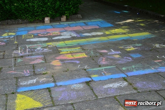 Zdjęcie w galerii na portalu naszraciborz.pl: Dzień Dziecka w szkole na Ostrogu wiadomości z regionu