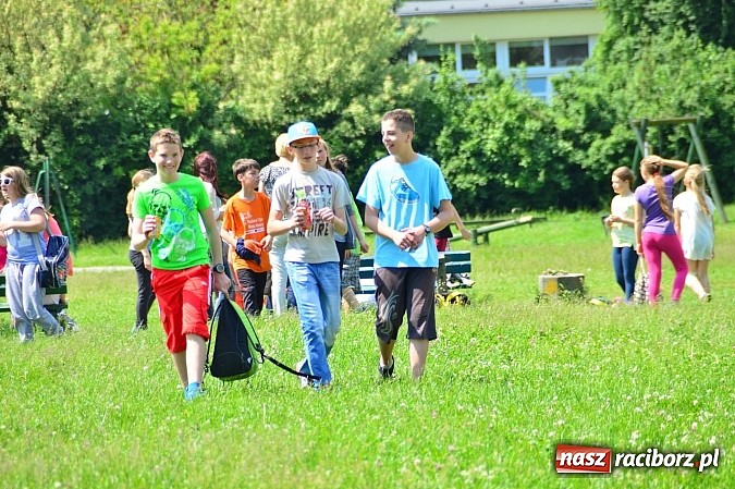 Zdjęcie w galerii na portalu naszraciborz.pl: Dzień Dziecka w szkole na Ostrogu wiadomości z regionu
