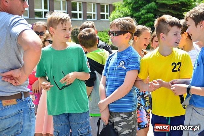 Zdjęcie w galerii na portalu naszraciborz.pl: Dzień Dziecka w szkole na Ostrogu wiadomości z regionu