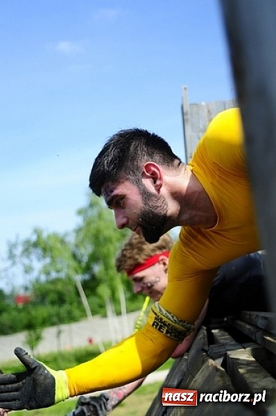 Zdjęcie w galerii na portalu naszraciborz.pl: Efekt Runmageddonu, czyli współpraca w ogniu, lodzie i błocie  wiadomości z regionu