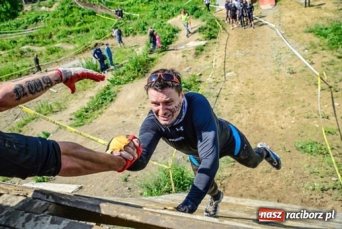 Zdjęcie w galerii na portalu naszraciborz.pl: Efekt Runmageddonu, czyli współpraca w ogniu, lodzie i błocie  wiadomości z regionu