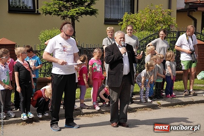 Zdjęcie w galerii na portalu naszraciborz.pl: Wielkie bieganie na Dzień Dziecka w Rudniku wiadomości z regionu