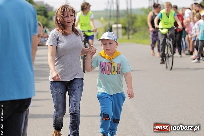 Zdjęcie w galerii na portalu naszraciborz.pl: Wielkie bieganie na Dzień Dziecka w Rudniku wiadomości z regionu