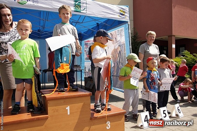 Zdjęcie w galerii na portalu naszraciborz.pl: Wielkie bieganie na Dzień Dziecka w Rudniku wiadomości z regionu