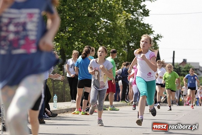 Zdjęcie w galerii na portalu naszraciborz.pl: Wielkie bieganie na Dzień Dziecka w Rudniku wiadomości z regionu