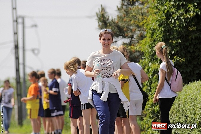 Zdjęcie w galerii na portalu naszraciborz.pl: Wielkie bieganie na Dzień Dziecka w Rudniku wiadomości z regionu