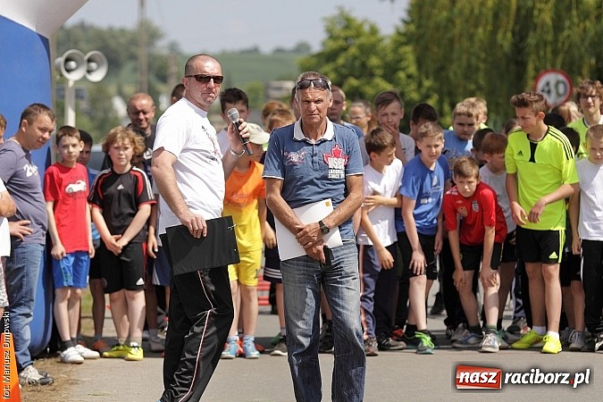 Zdjęcie w galerii na portalu naszraciborz.pl: Wielkie bieganie na Dzień Dziecka w Rudniku wiadomości z regionu