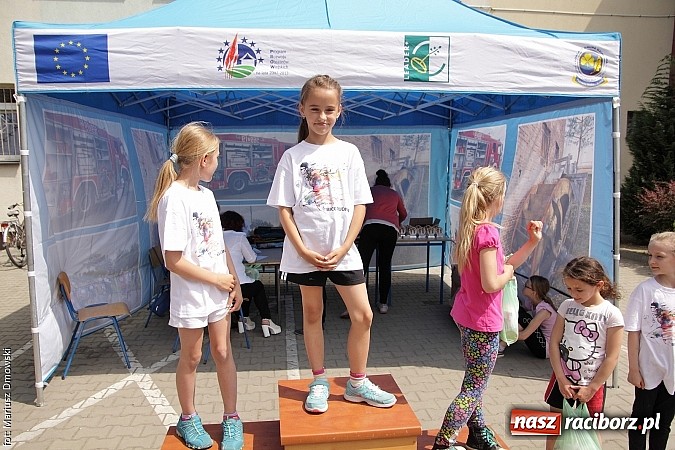 Zdjęcie w galerii na portalu naszraciborz.pl: Wielkie bieganie na Dzień Dziecka w Rudniku wiadomości z regionu