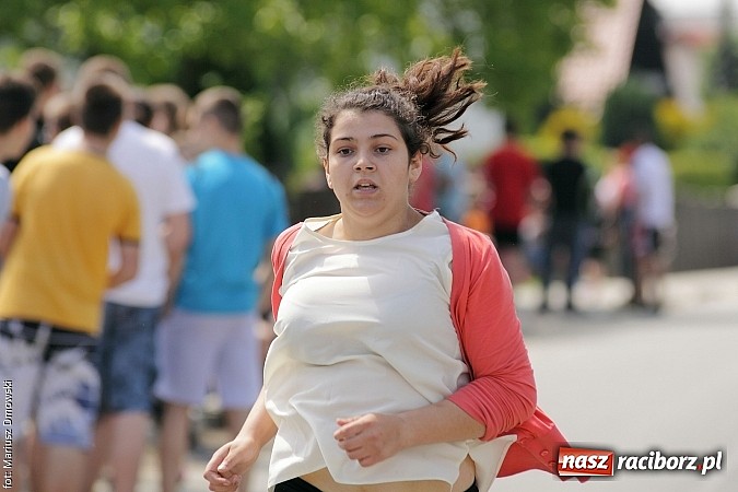 Zdjęcie w galerii na portalu naszraciborz.pl: Wielkie bieganie na Dzień Dziecka w Rudniku wiadomości z regionu