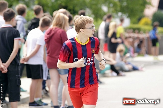 Zdjęcie w galerii na portalu naszraciborz.pl: Wielkie bieganie na Dzień Dziecka w Rudniku wiadomości z regionu
