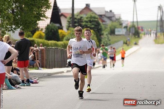 Zdjęcie w galerii na portalu naszraciborz.pl: Wielkie bieganie na Dzień Dziecka w Rudniku wiadomości z regionu