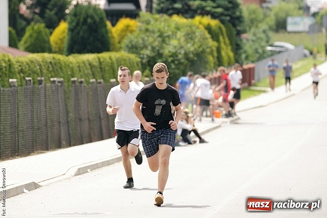 Zdjęcie w galerii na portalu naszraciborz.pl: Wielkie bieganie na Dzień Dziecka w Rudniku wiadomości z regionu