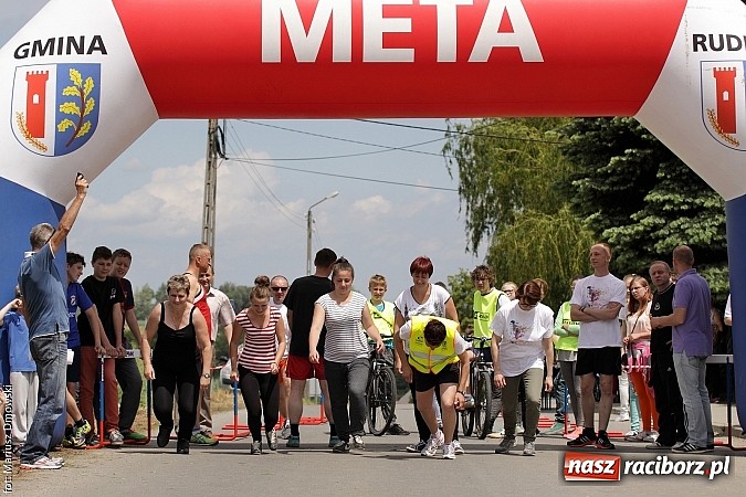 Zdjęcie w galerii na portalu naszraciborz.pl: Wielkie bieganie na Dzień Dziecka w Rudniku wiadomości z regionu
