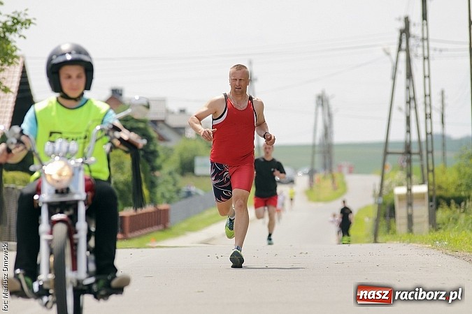 Zdjęcie w galerii na portalu naszraciborz.pl: Wielkie bieganie na Dzień Dziecka w Rudniku wiadomości z regionu