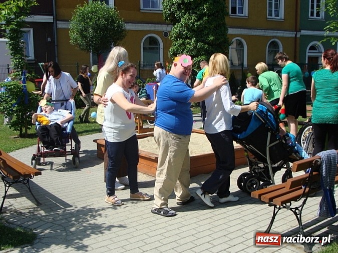 Zdjęcie w galerii na portalu naszraciborz.pl: Piknik Rodzinny w Raciborskim Centrum Rehabilitacji Osób Niepełnosprawnych wiadomości z regionu